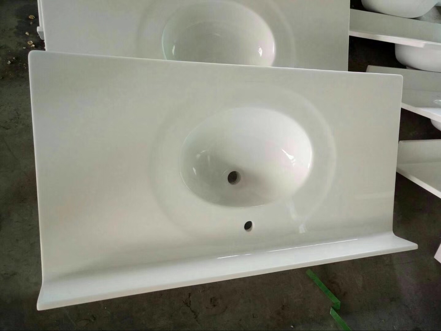 What is a cultured marble vanity top,update cultured marble countertops,how to cut cultured marble vanity top,marble countertops online,cultured marble countertops dallas