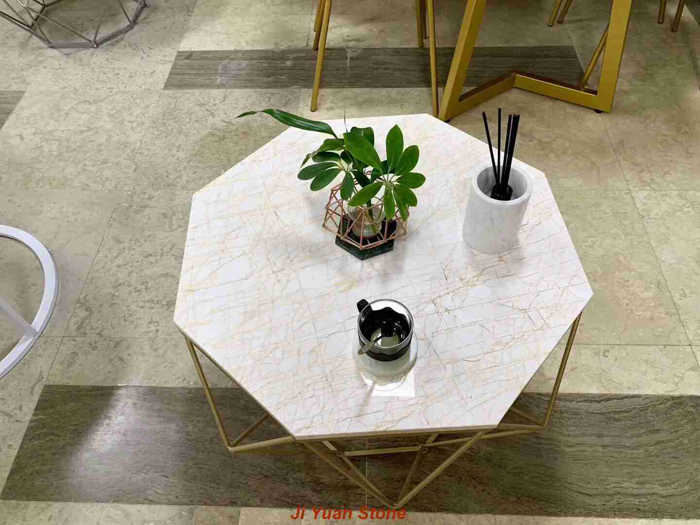 marble and wood dining table,brown marble table,marble top counter height table,marble high top table,round marble kitchen table,square marble table,faux marble table